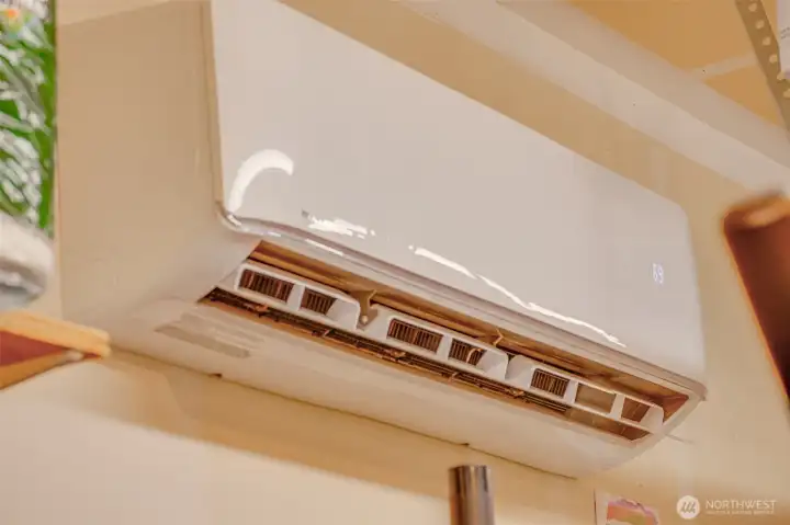 GARAGE: Insulated 2-Car Garage with Ductless Mini-Split Heating & Cooling for Comfortable Year-Round Use