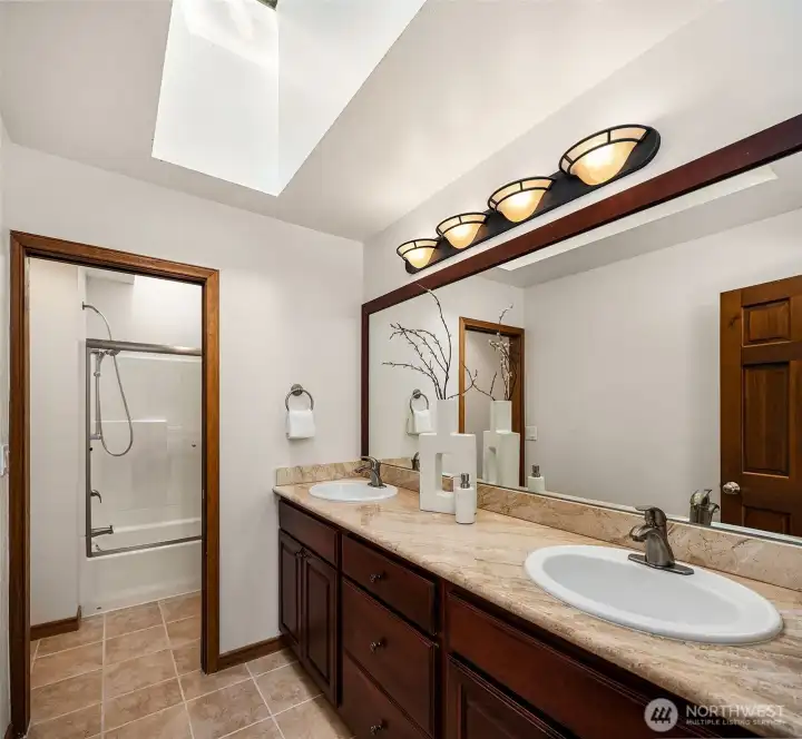 Upstairs hall bathroom