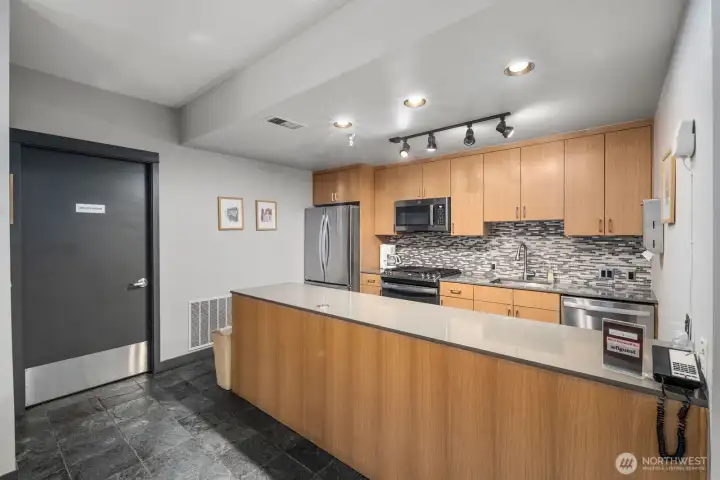Club Room Kitchen (located in 1950 Bldg)