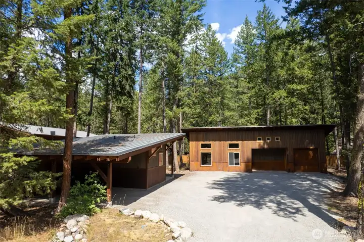 Custom Lost River Basecamp! Right to left: main house, guest house/office, and large carport & climbing gym