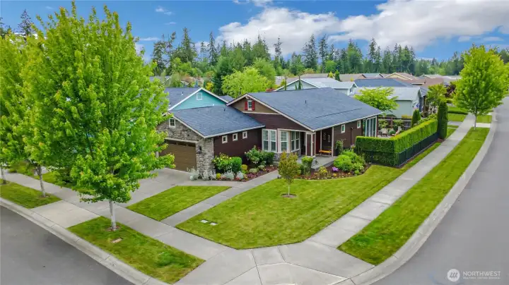 You'll love this substantial lot of 7,143 sq ft, on a private corner. Home has been pre-listing inspected by a licensed inspector and sellers addressed everything. Fantastic condition including top-quality, recent exterior paint. HUGE BONUS!! 13-month home warranty included to help you move in worry-free!