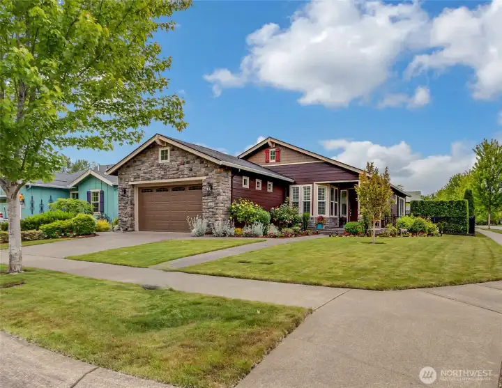 Fully fenced with lush landscaping, privacy hedges and more! Too much beauty for your traveling lifestyle? We can help with transplanting onto another property - just ask!