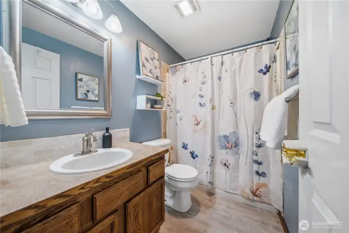 Upstairs Hall Bath
