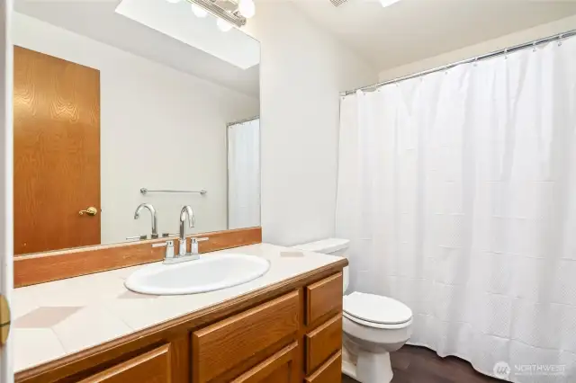 Upstairs full bath