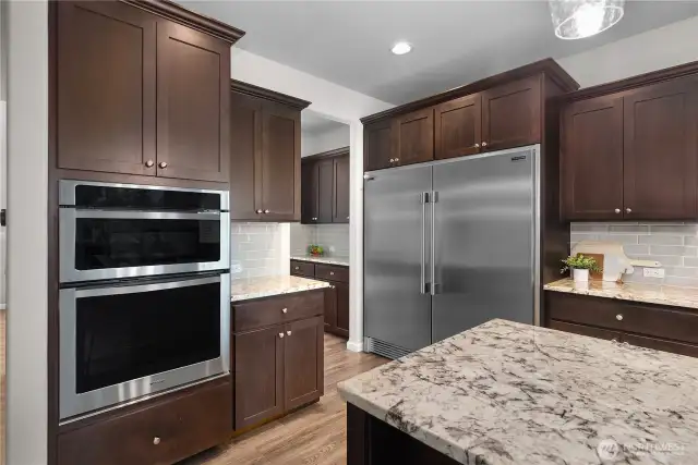 WALL OVEN & MICROWAVE