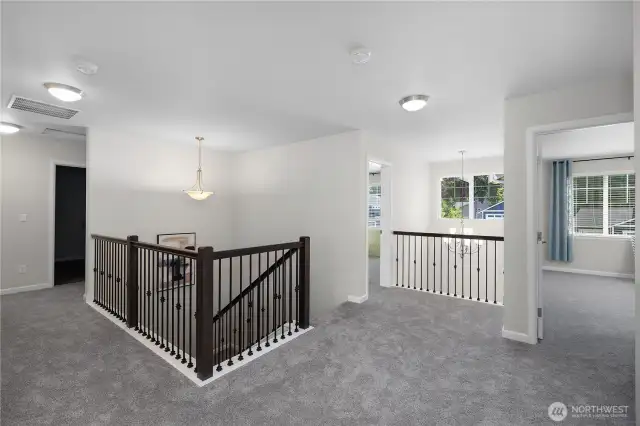 UPSTAIRS FOYER