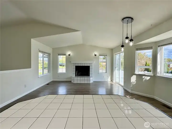 Spacious Island perfect for entertaining or everyday meals.