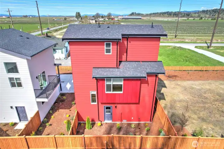Back of the unit shows off the fully fenced yard.