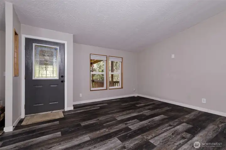 Look at these gorgeous floors!