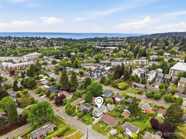 Minutes to Carkeek Park and Viewland Elementary School