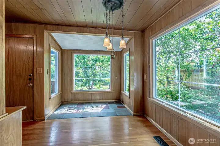 Dining room with breakfast nook bump out.