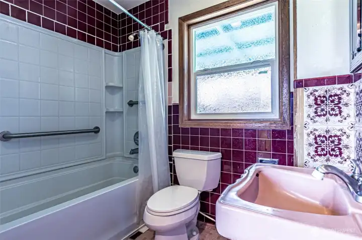 Attached Primary full bath.