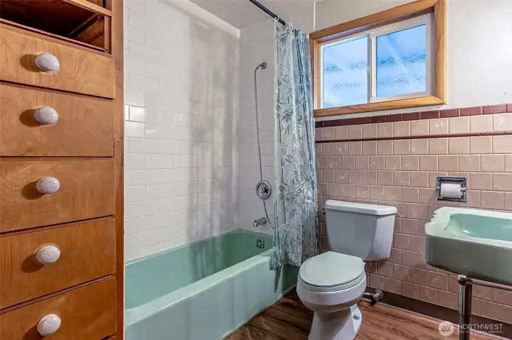2nd Full bath.