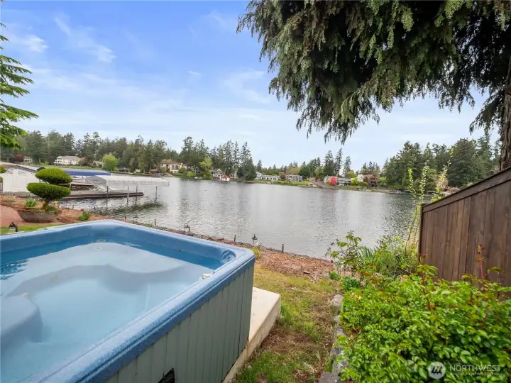 Hot tub lakeside