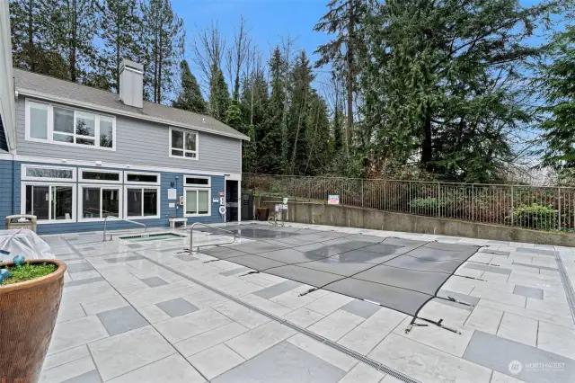 Community amenities include a pool and hot tub, currently closed for the winter