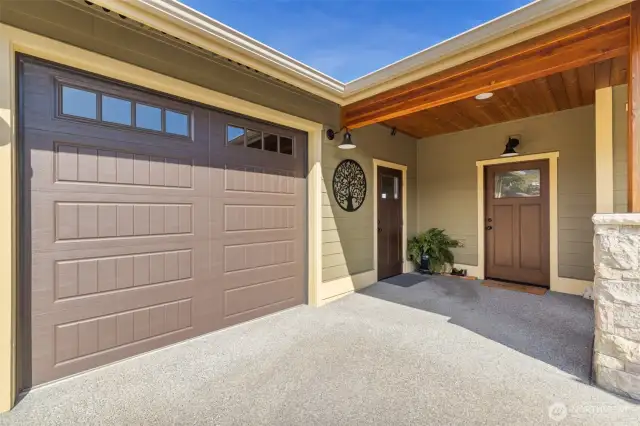 upper plumbed garage