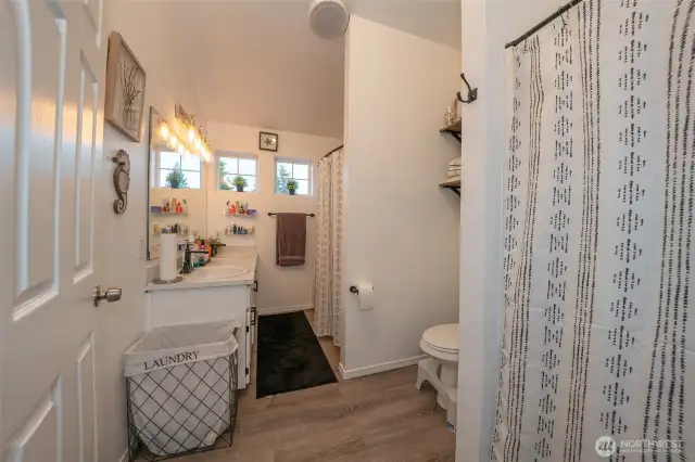 Primary Bathroom includes Double Sink Vanity, a Tub/Shower and a separate Shower!