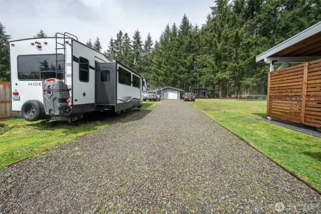 RV Parking Area for ALL of your toys!