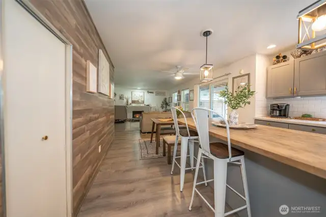 Kitchen - All appliances Stay!