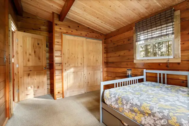 Nice sized closets in both bedrooms.
