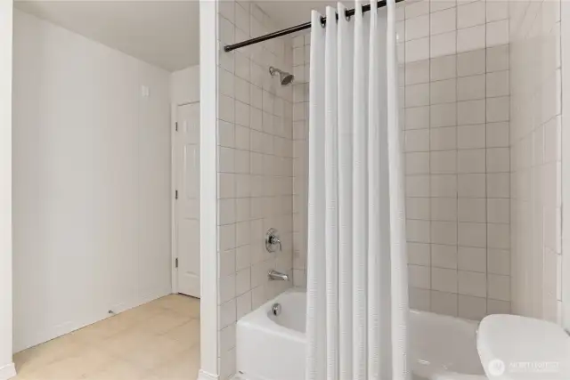 Bedroom 1 En Suite