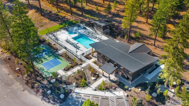 Private Community clubhouse, pickleball and pool. Ready to enjoy now! Private Community clubhouse, pickleball and pool. Ready to enjoy now!