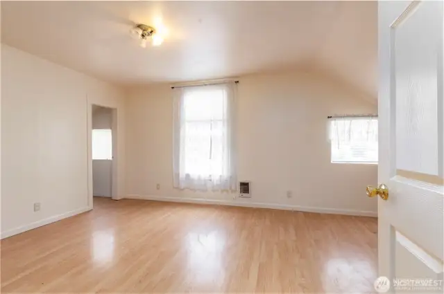 Bedroom unit 2