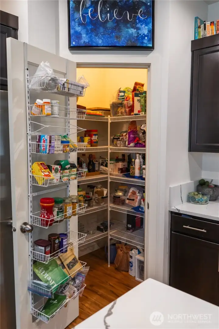 Walk-in Pantry