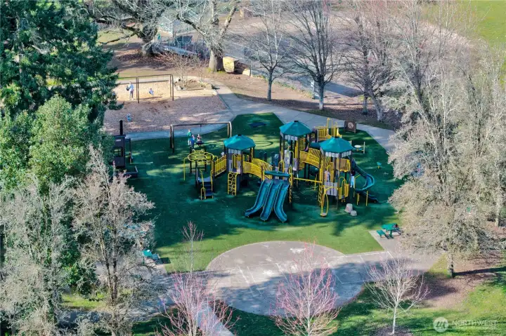 Laurelhurst Playfield & Park