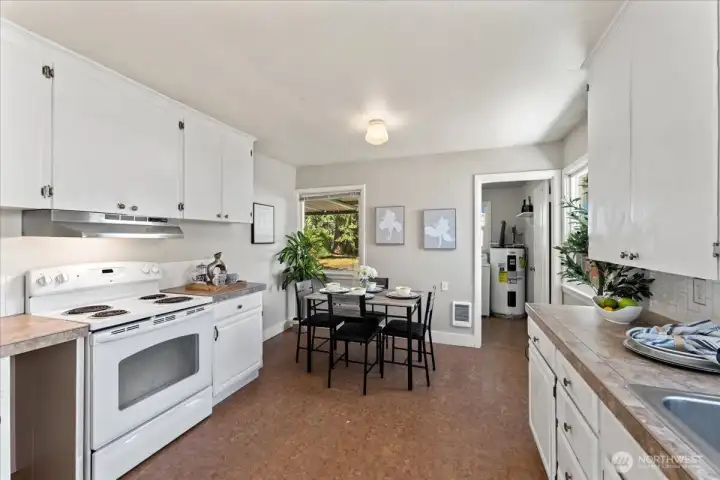 Eat in Kitchen Eat in Kitchen