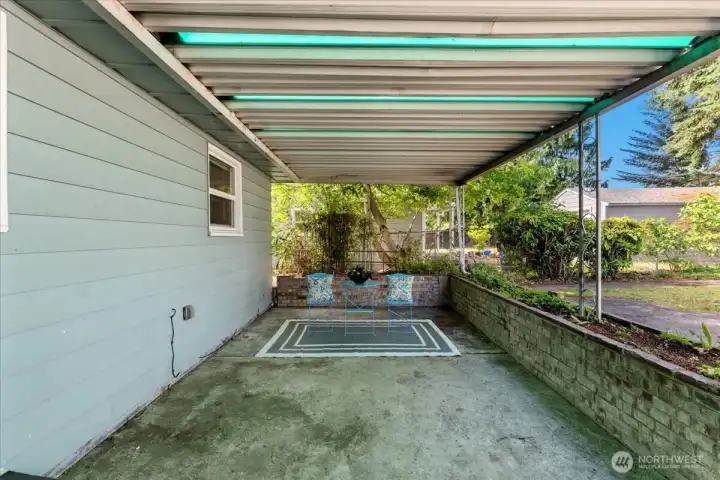 Covered patio Covered patio