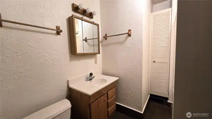 Main Full Bathroom