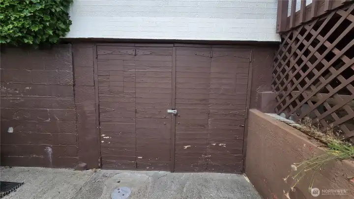 1-Car Garage