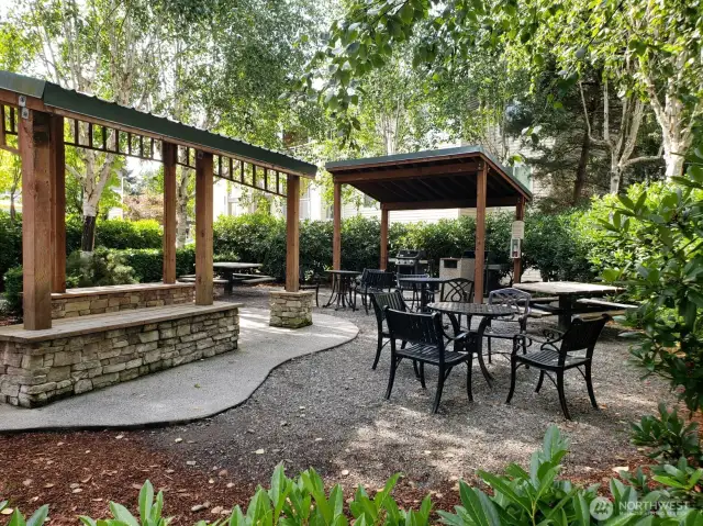 BBQ area right outside Z building!