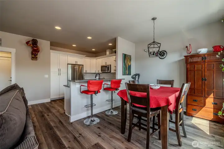 Dining space with eat up bar
