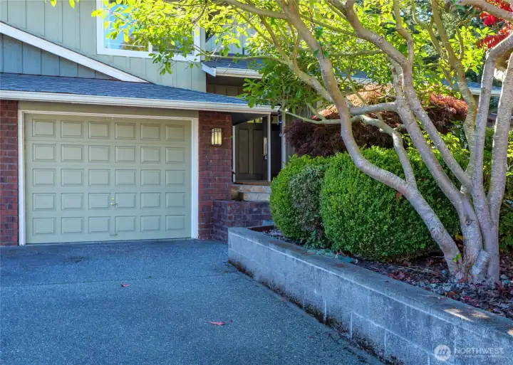 driveway with room to park several cars