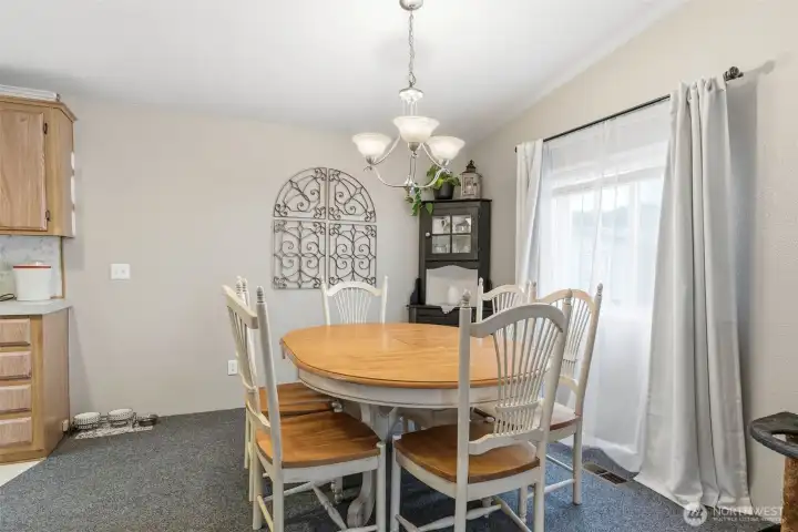 Spacious Dining Area