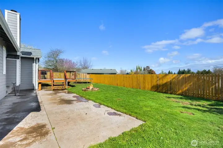 Oversized and Fully Fenced Back Yard