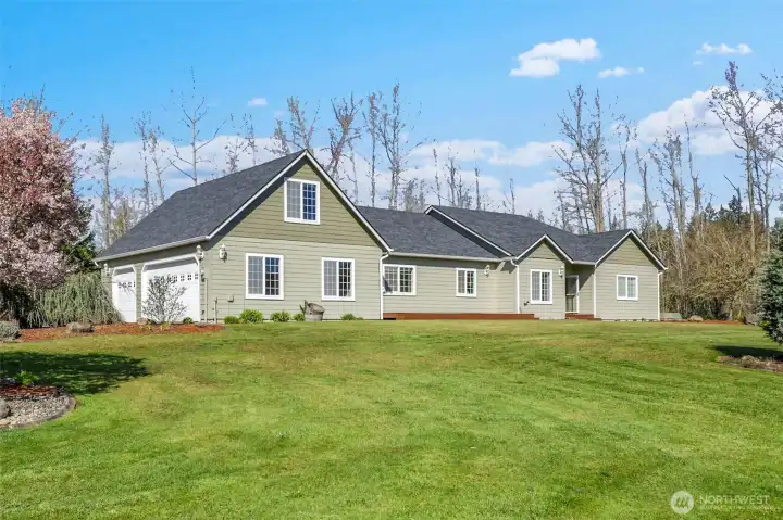 Front view of Rambler which faces the mountain