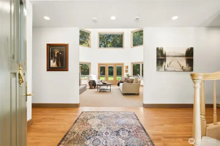 Enter to beautiful hardwood floors! Enter to beautiful hardwood floors!