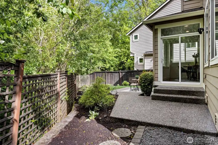 Abundant privacy in your backyard