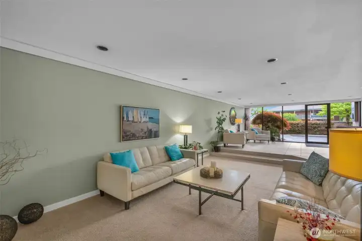 Lovely Lobby area will greet you and your guest Lovely Lobby area will greet you and your guest
