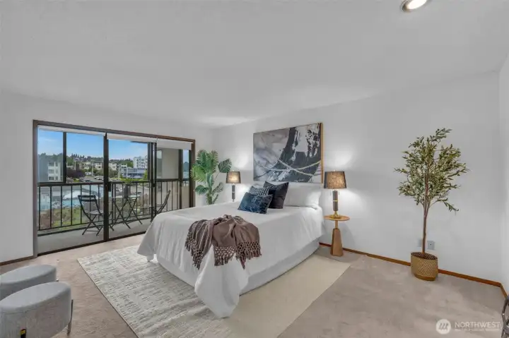 Large private En Suite with private deck Large private En Suite with private deck