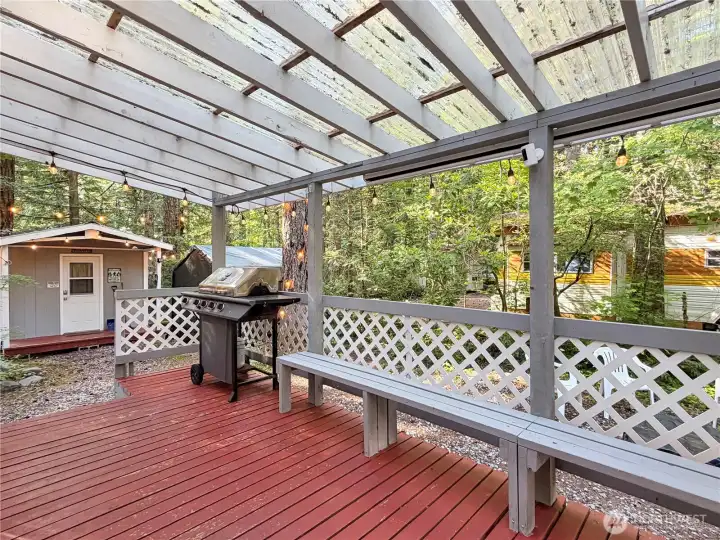 Built-in bench seating on the covered deck