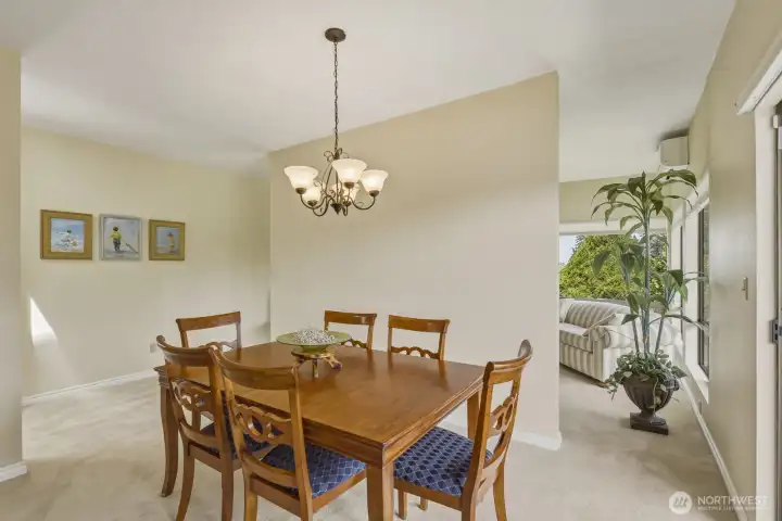 Another view of the formal dining. Another view of the formal dining.