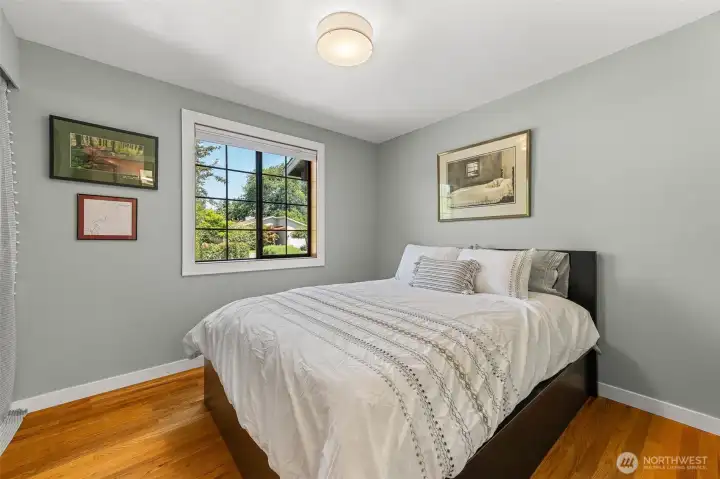 2nd Bedroom