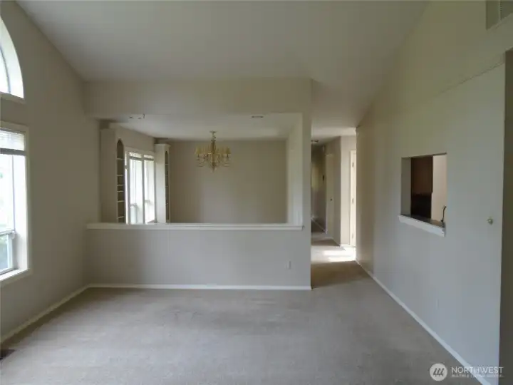 LR open to bonus room