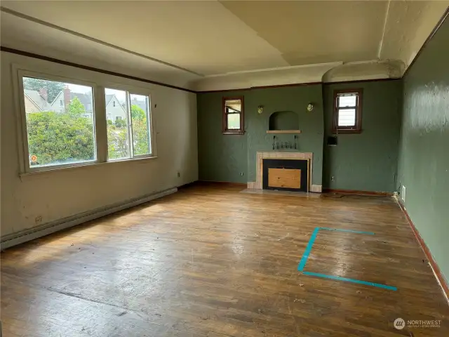 Living room to the left upon entry