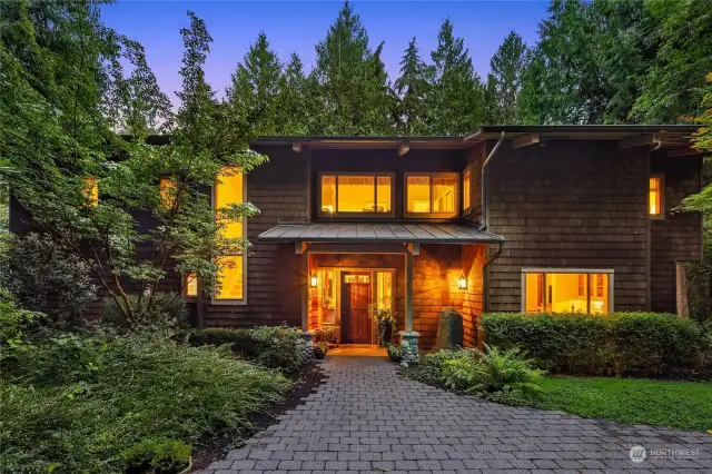 Welcome to this exceptional home custom-crafted by Reijnen Construction in 1998 with entertaining in mind.