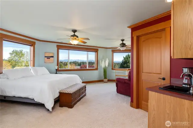 primary bedroom with wet bar